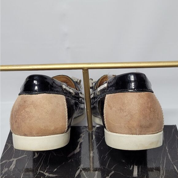 HUNTER   - Picture 8 of 13